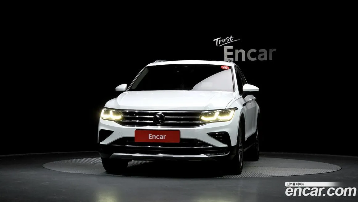 Volkswagen Tiguan — фото 4