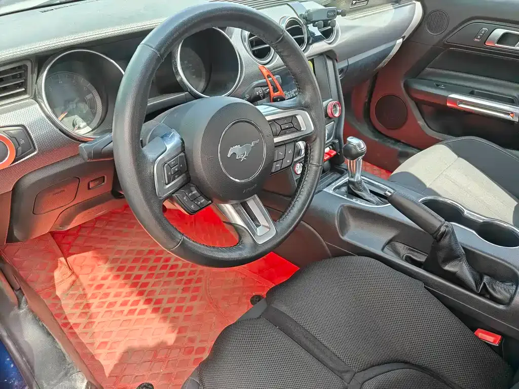 Ford Mustang 2022 из CN, фото 8