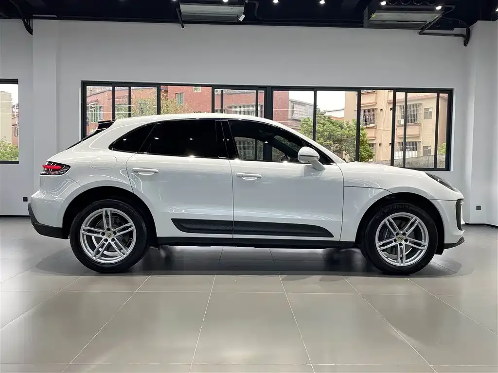 Porsche Macan — фото 5