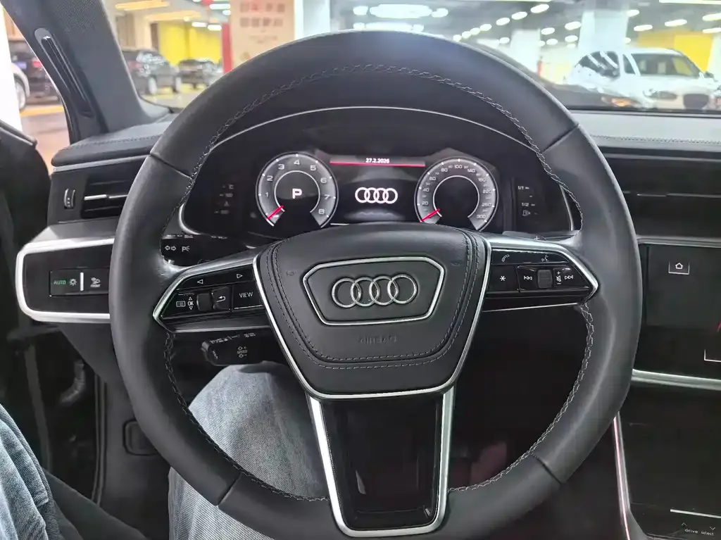 Audi A6L — фото 5