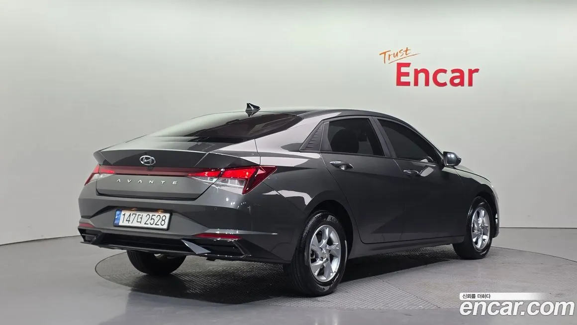 Hyundai AVANTE — фото 2