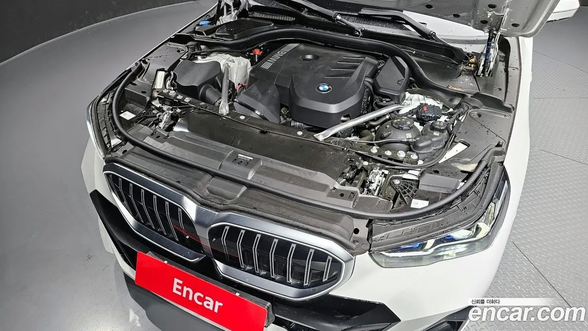 BMW 5-Series 2025 из KR, фото 10
