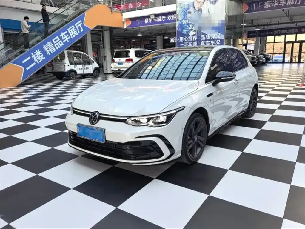 Volkswagen Golf 2022 из CN, фото 1