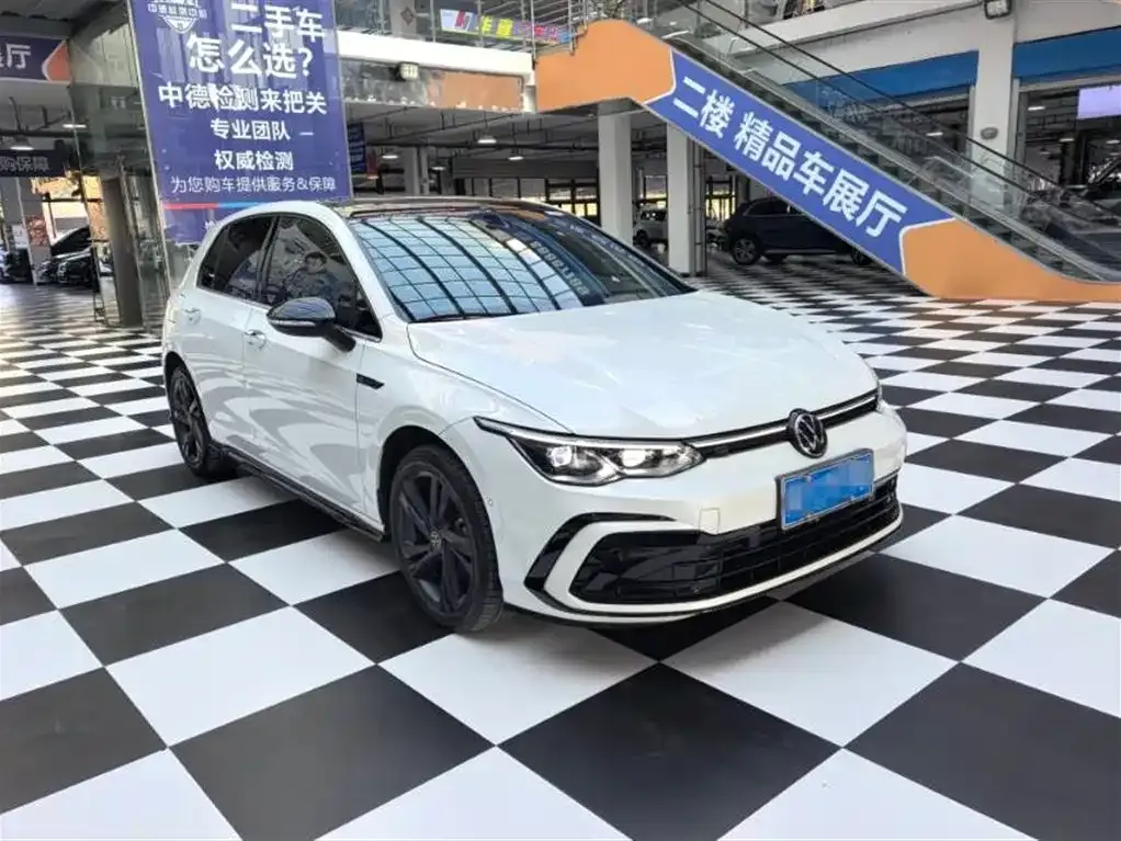 Volkswagen Golf 2022 из CN, фото 4