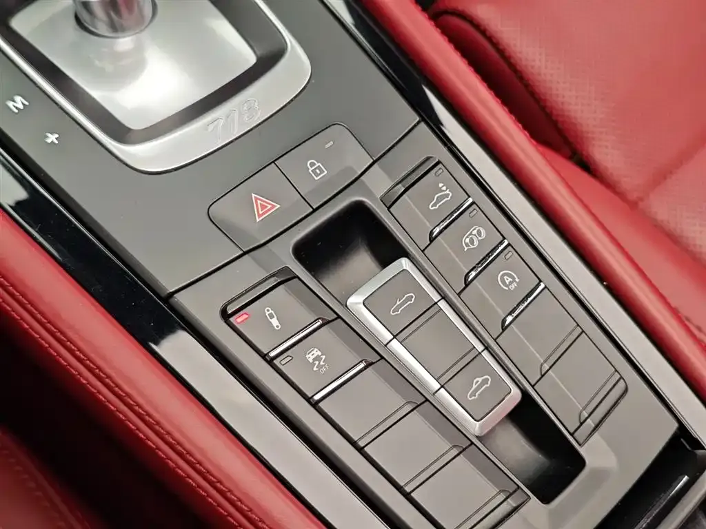 Porsche 718 — фото 5