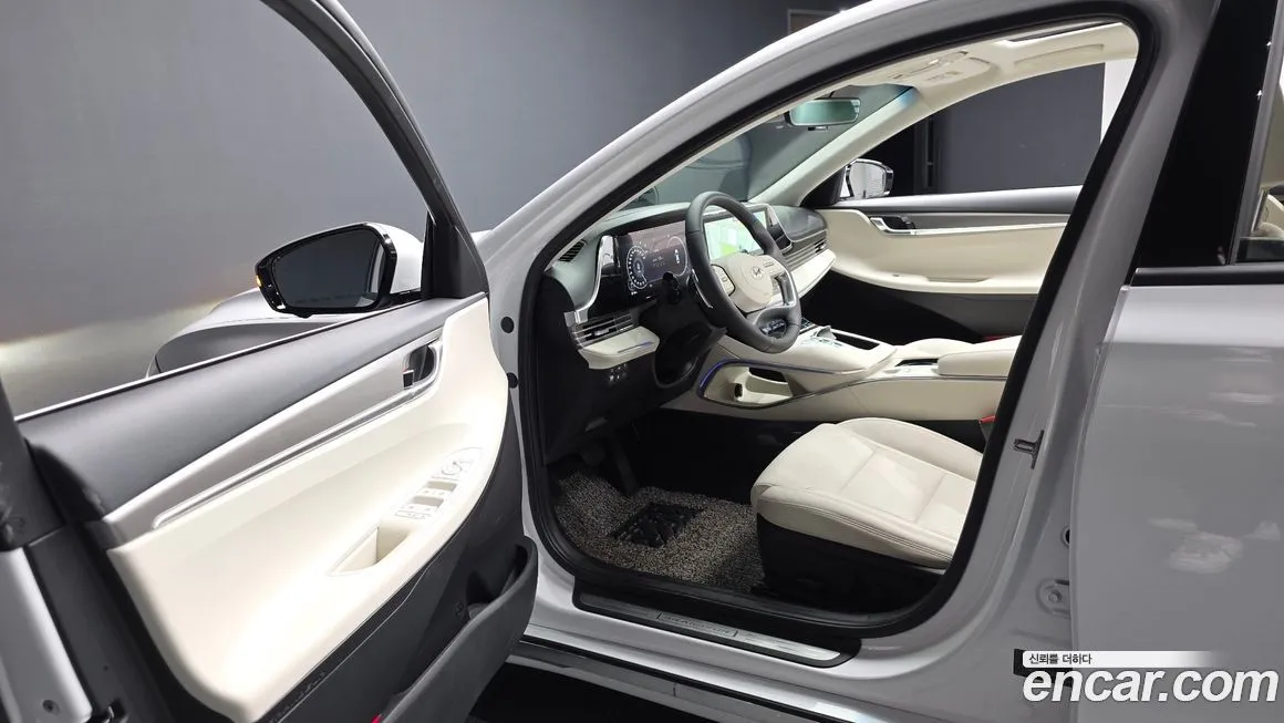Hyundai Grandeur 2023 из KR, фото 2