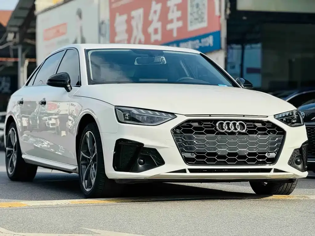 Audi A4L 2021 из CN, фото 6
