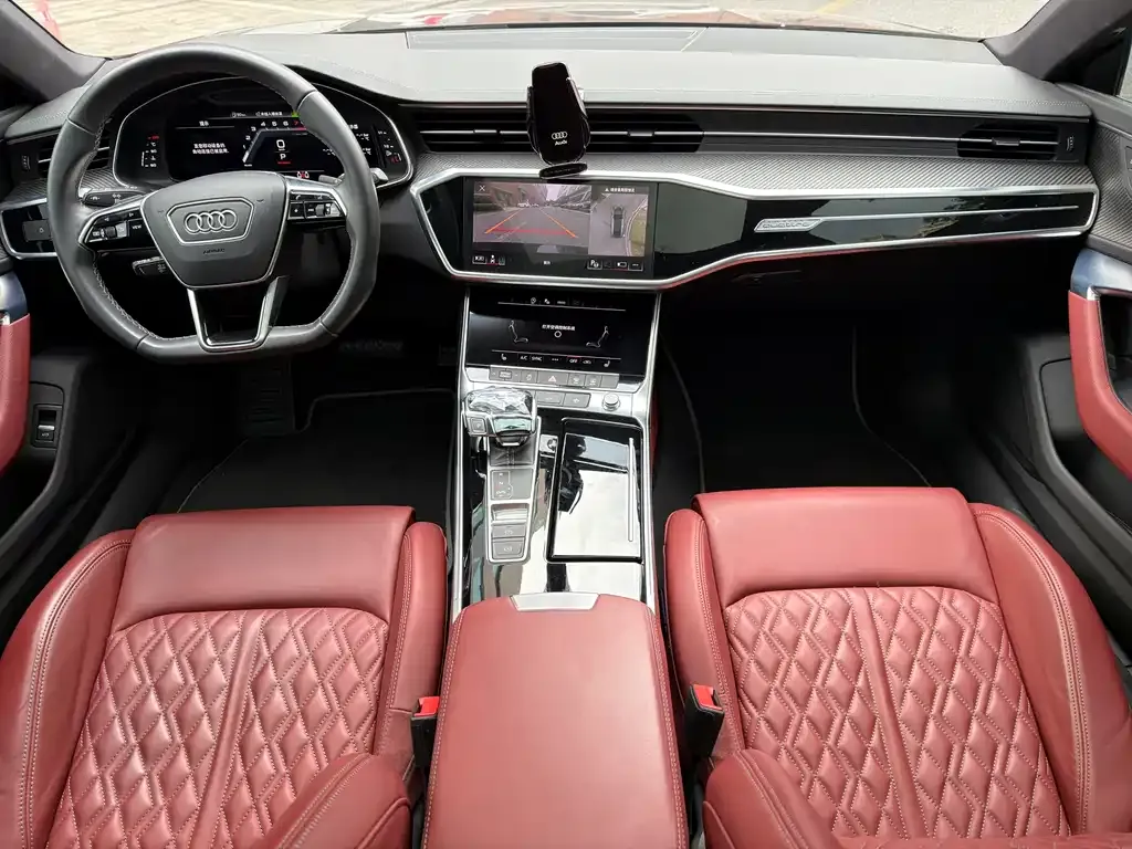 Audi A7L — фото 10
