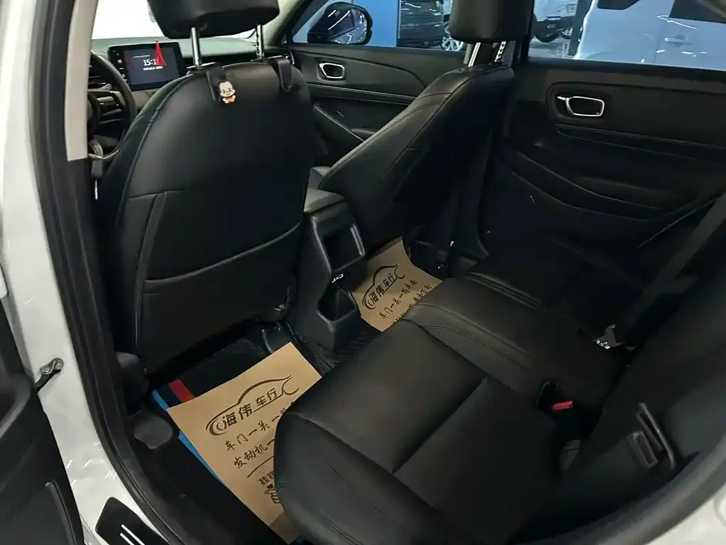 Honda Vezel 2023 из CN, фото 10