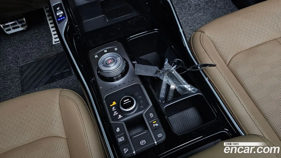 Kia Sorento — фото 9