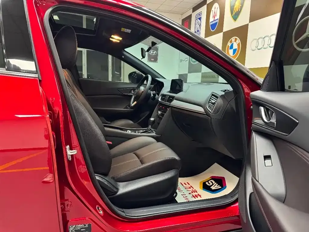Mazda CX-4 2023 из CN, фото 9