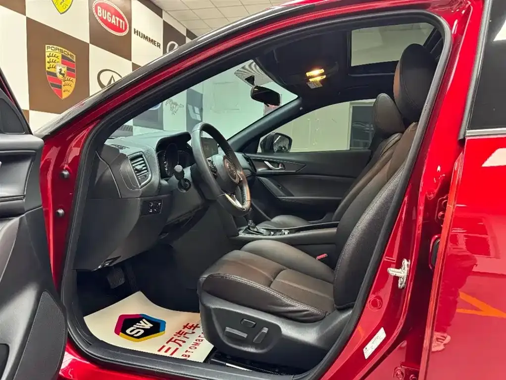 Mazda CX-4 2023 из CN, фото 7