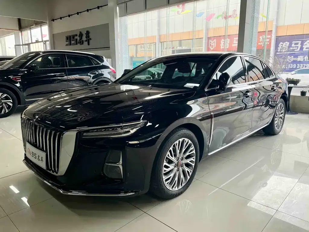 Hongqi H5 — фото 1