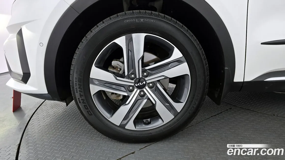 Kia Sorento — фото 6
