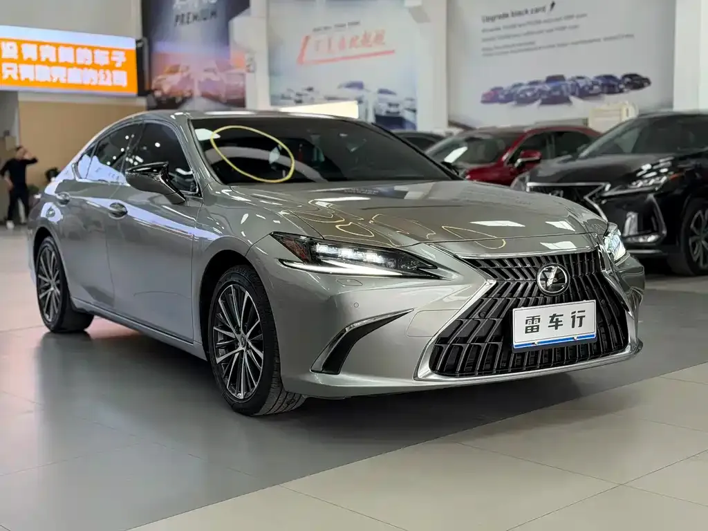 Lexus ES 2024 из CN, фото 2