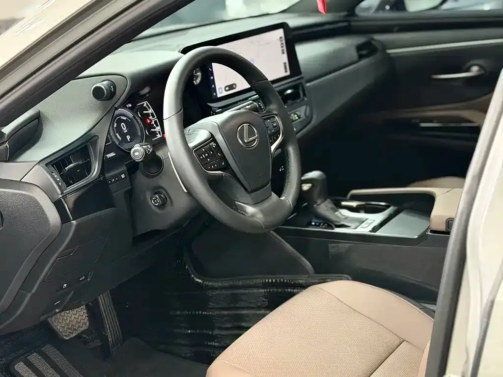 Lexus ES 2024 из CN, фото 5
