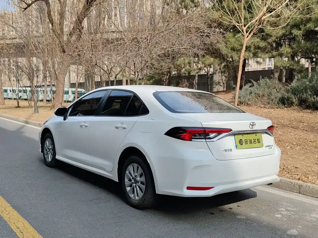 Toyota Corolla 2024 из CN, фото 10
