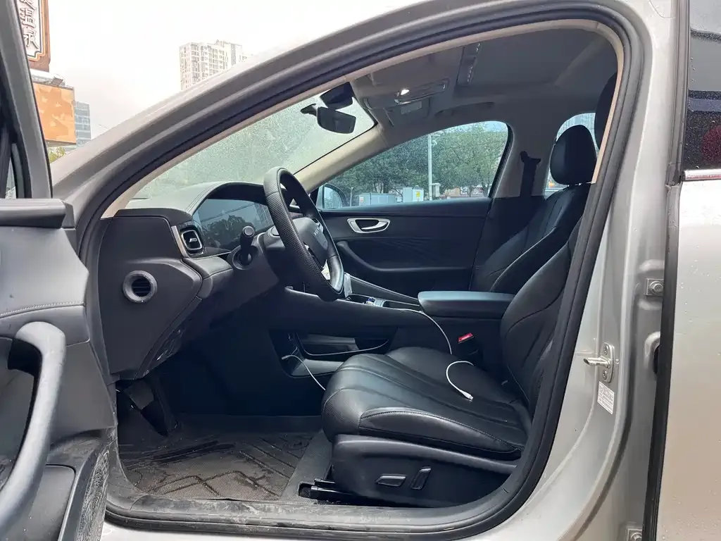 Roewe D7 2025 из CN, фото 7