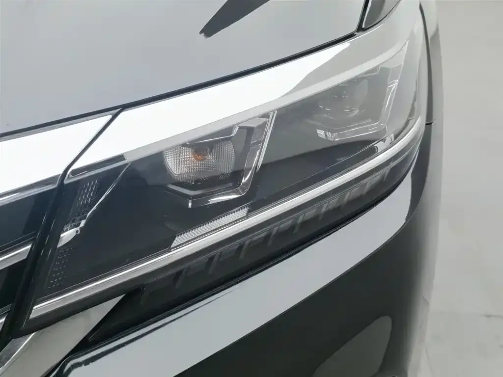 Volkswagen Passat 2021 из CN, фото 4