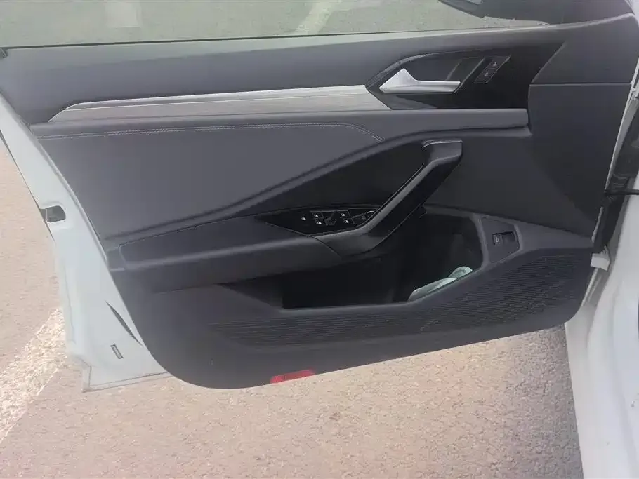 Volkswagen Sagitar 2021 из CN, фото 4