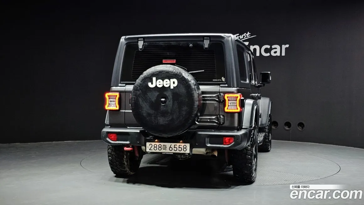 Jeep Wrangler 2021 из KR, фото 9