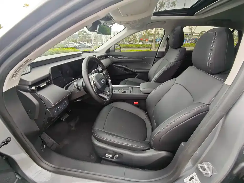Ford Mondeo 2022 из CN, фото 3