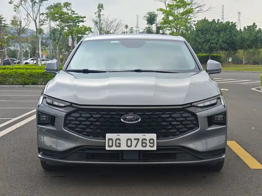 Ford Mondeo 2022 из CN, фото 2