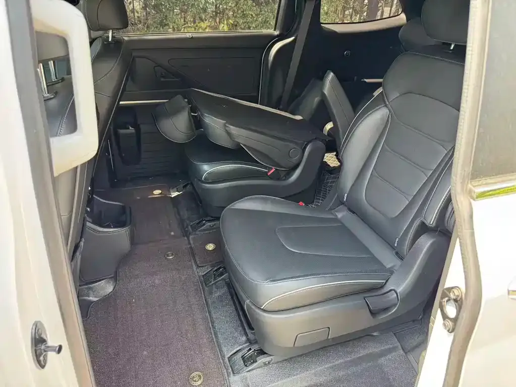 Hyundai Custo — фото 2