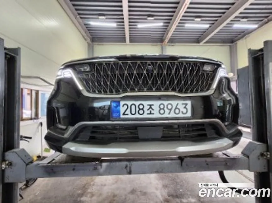 Kia Carnival 2023 из KR, фото 1