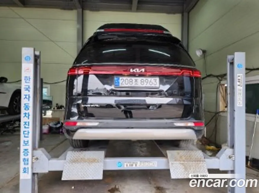 Kia Carnival 2023 из KR, фото 2