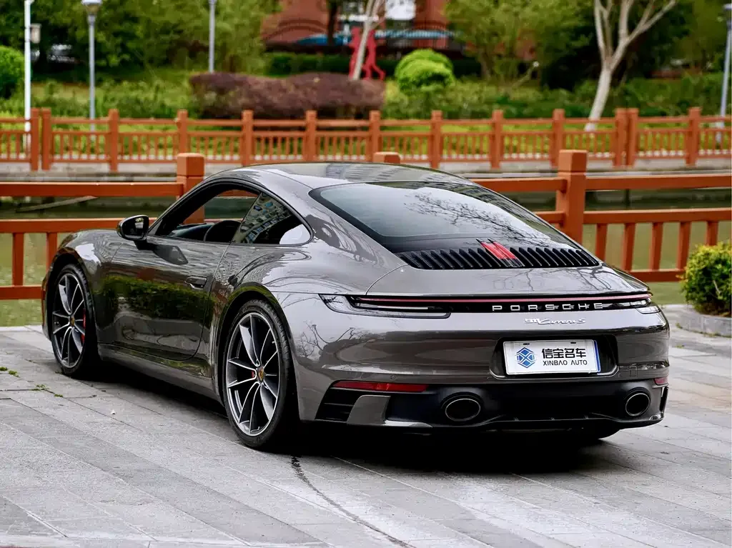 Porsche 911 2021 из CN, фото 8