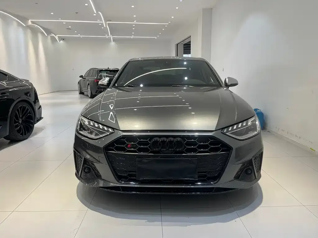 Audi S4 2023 из CN, фото 9
