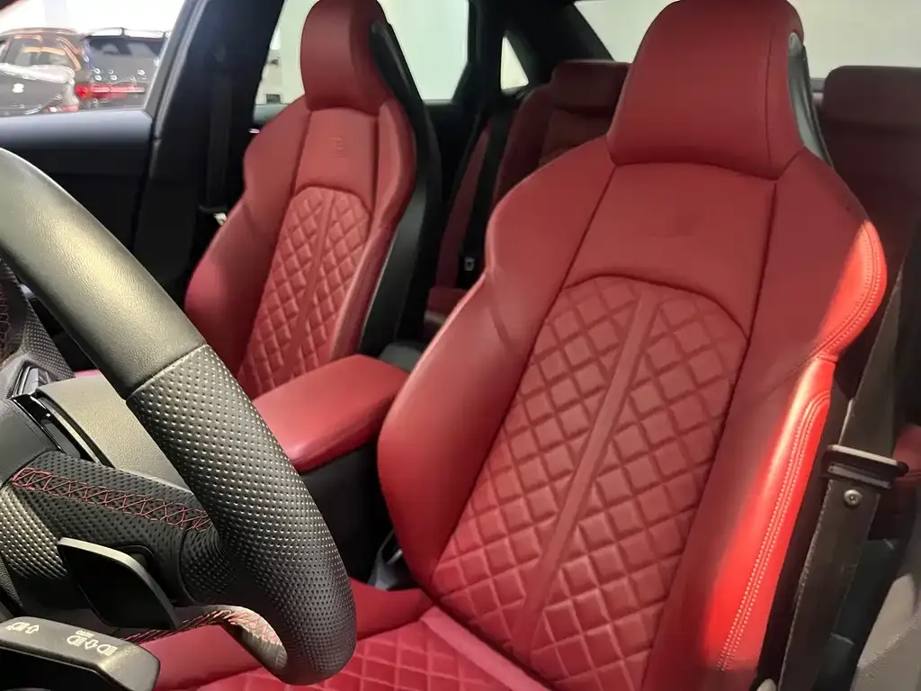 Audi S4 2023 из CN, фото 3