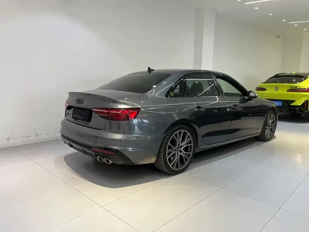 Audi S4 2023 из CN, фото 7