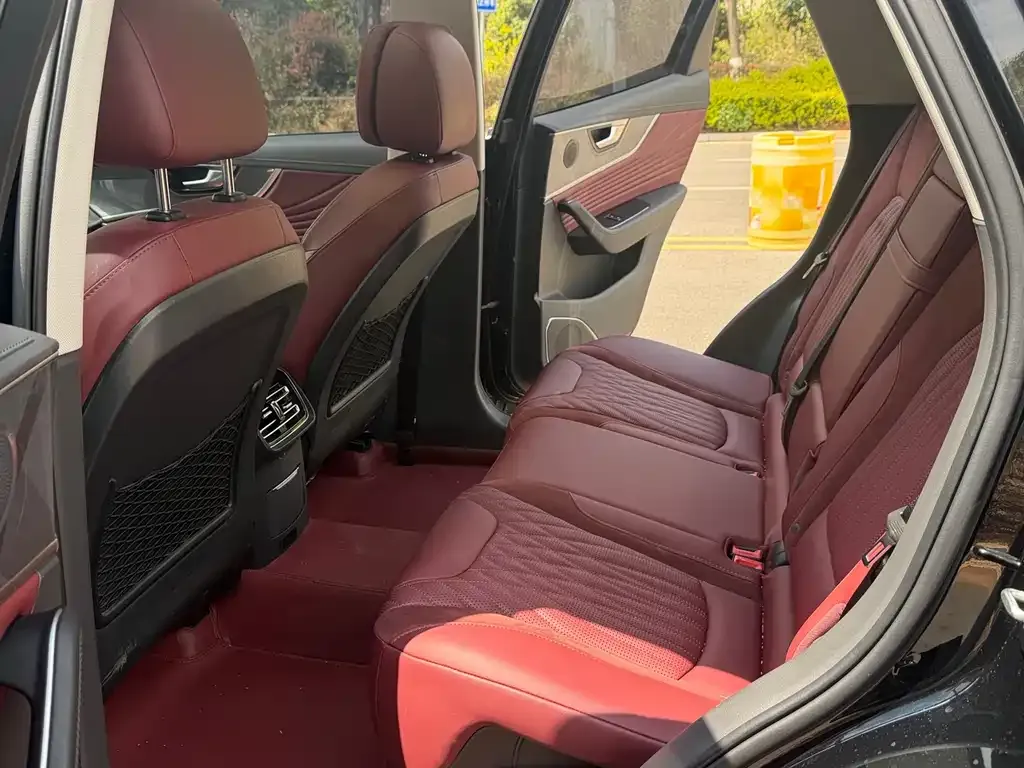 Hongqi HS5 2024 из CN, фото 5