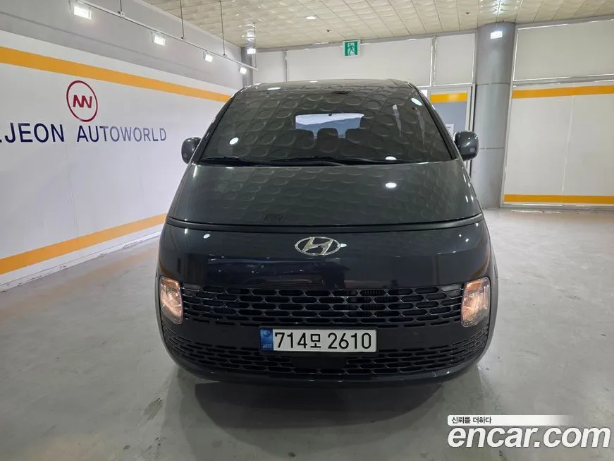 Hyundai Staria — фото 2