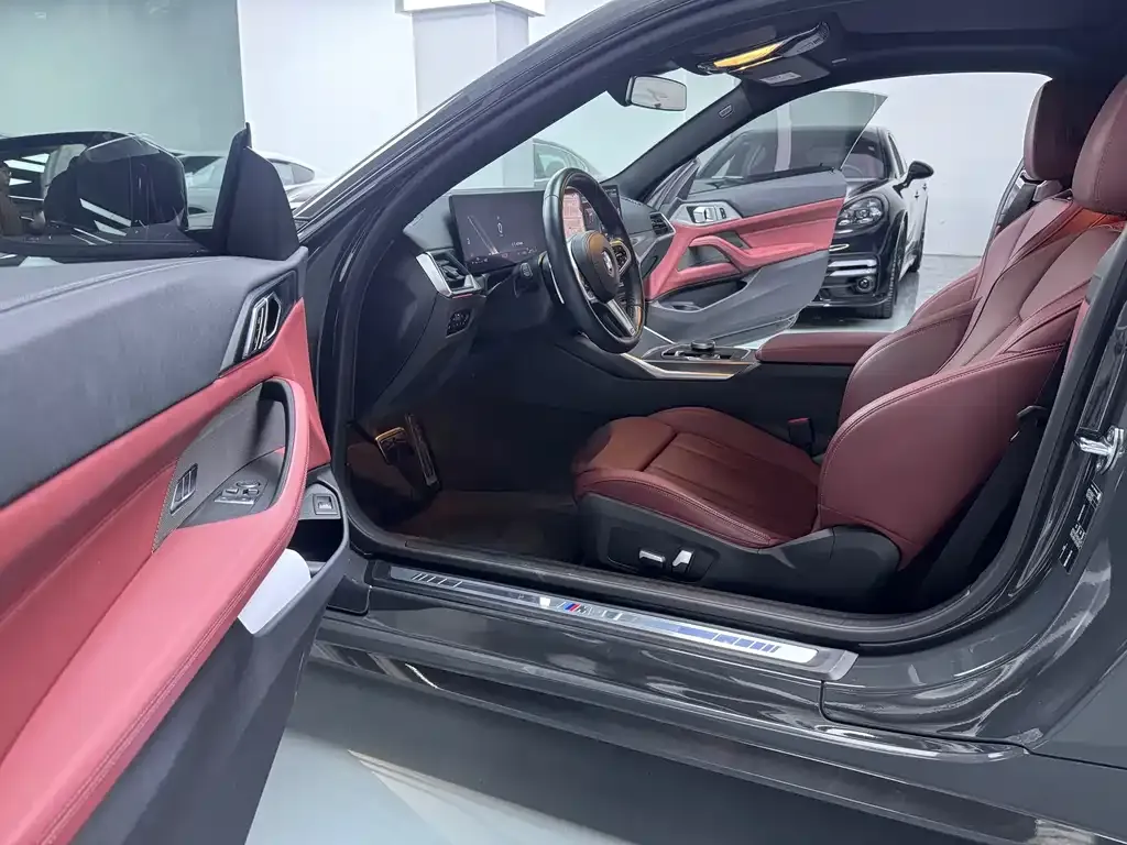 BMW 4 Series 2023 из CN, фото 8