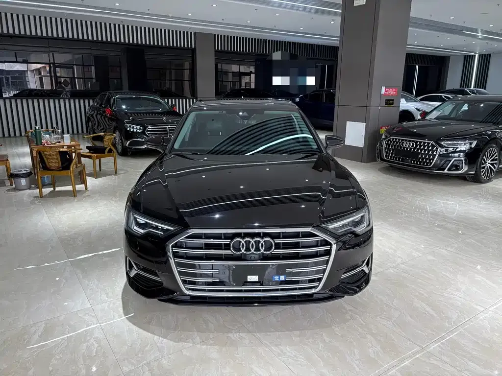 Audi A6L — фото 8