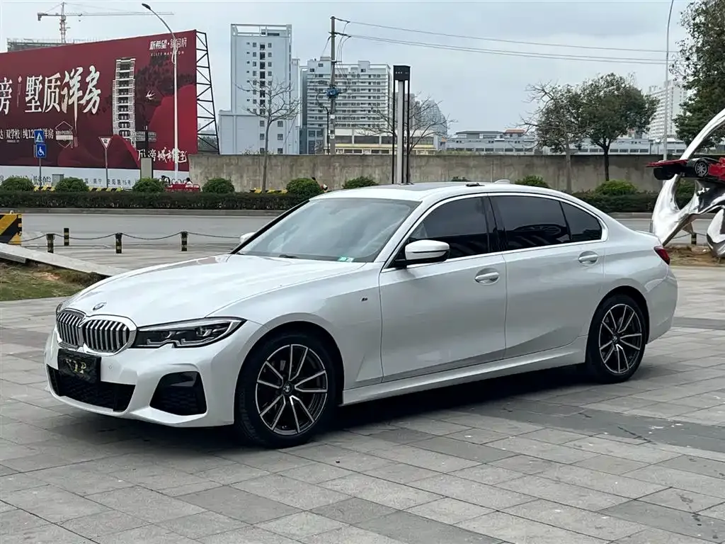 BMW 3 Series — фото 1