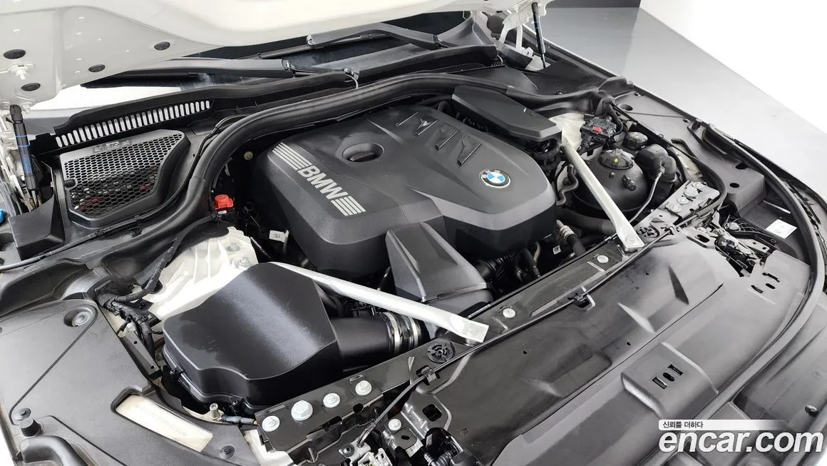 BMW 5-Series 2024 из KR, фото 9