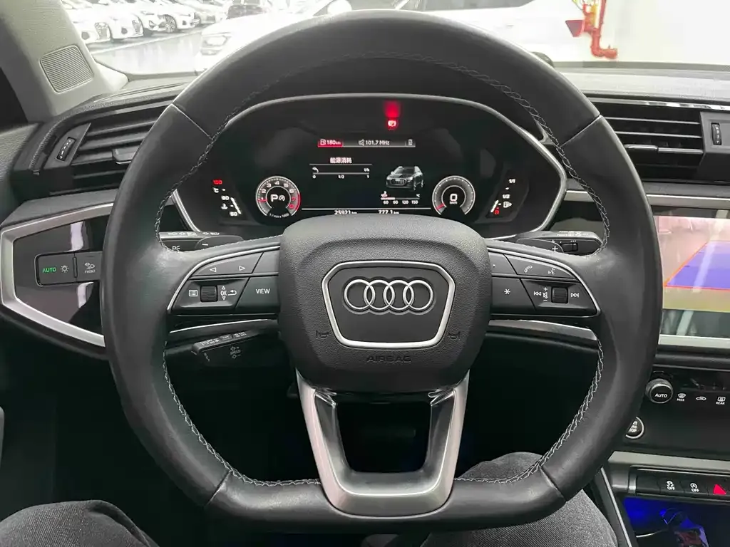 Audi Q3 2022 из CN, фото 7
