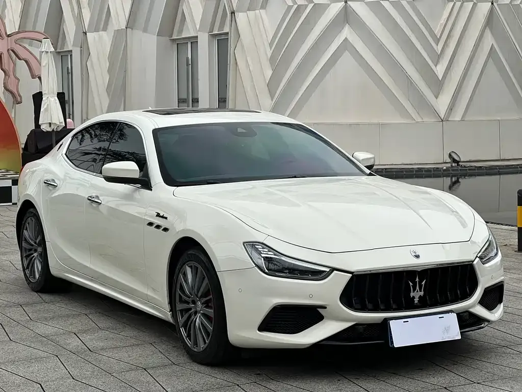 Maserati Ghibli — фото 6