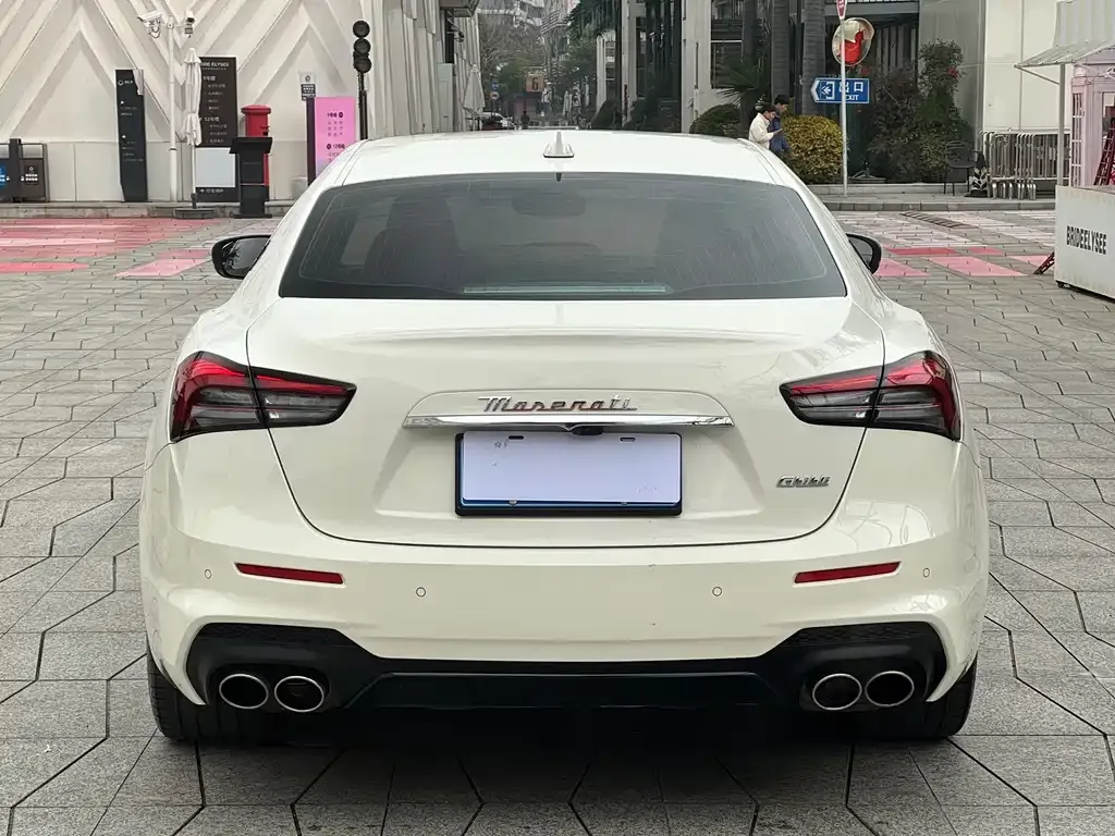 Maserati Ghibli — фото 5