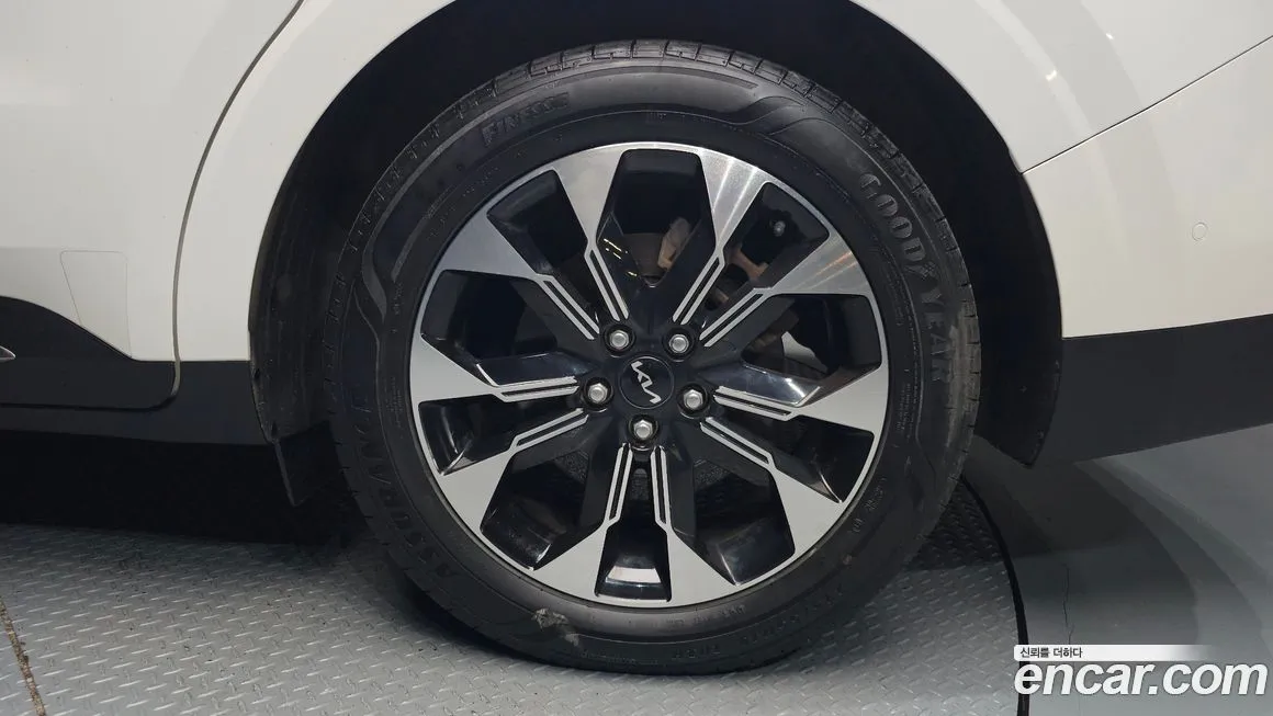 Kia Carnival 2023 из KR, фото 9