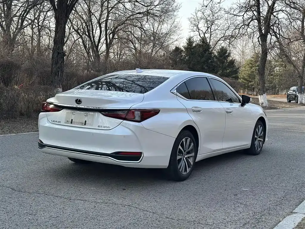 Lexus ES 2021 из CN, фото 5