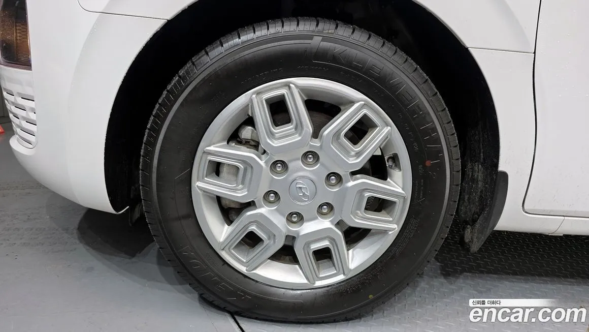 Hyundai Staria 2023 из KR, фото 9