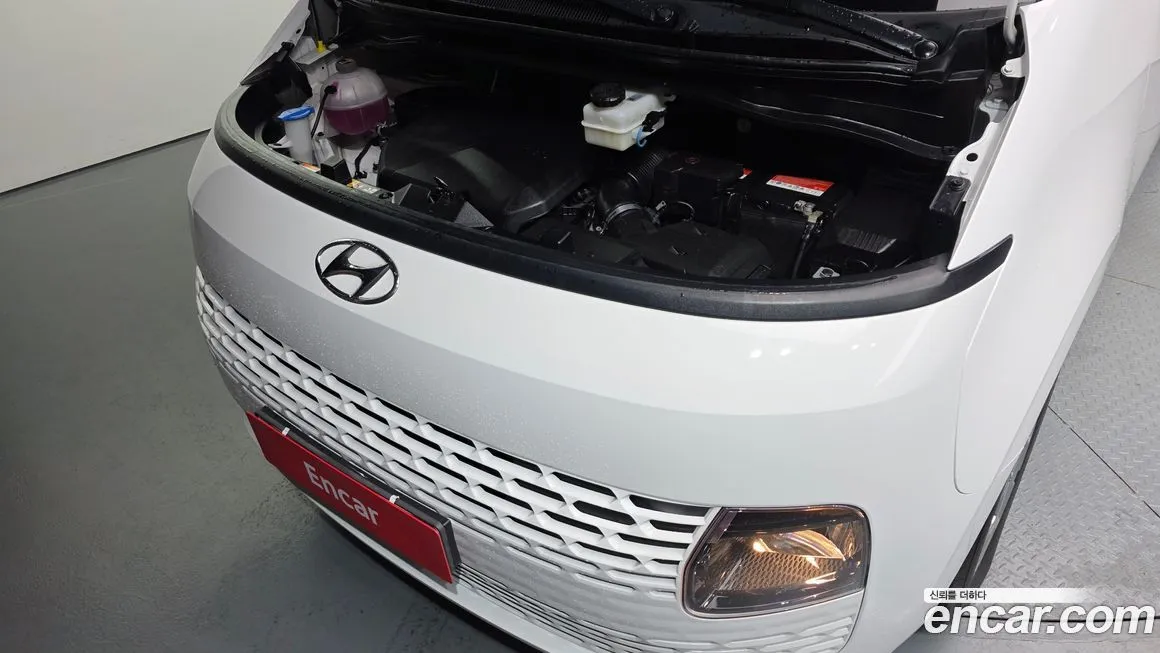 Hyundai Staria 2023 из KR, фото 4