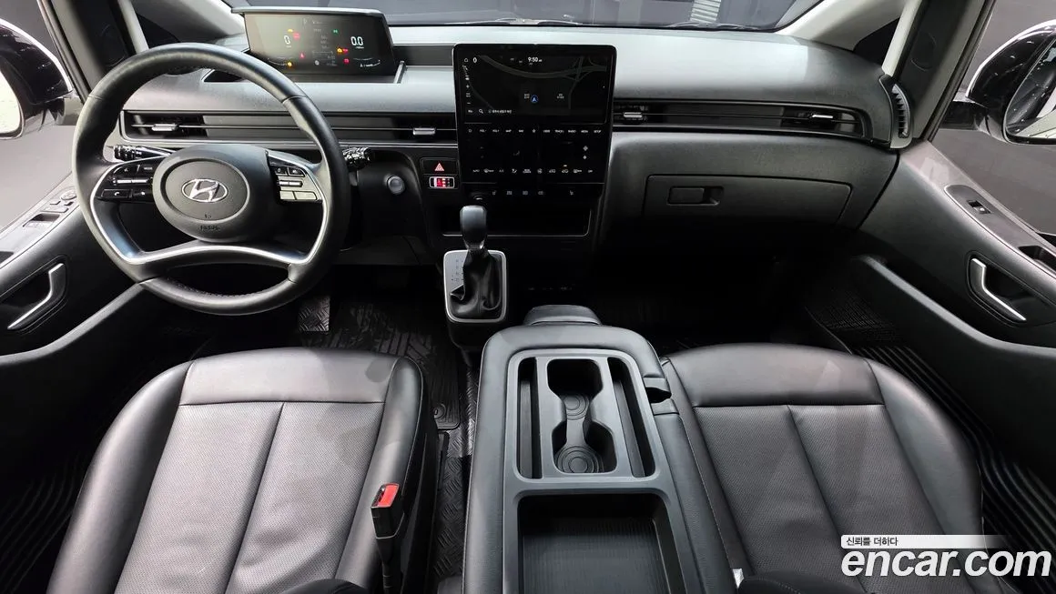 Hyundai Staria 2023 из KR, фото 3