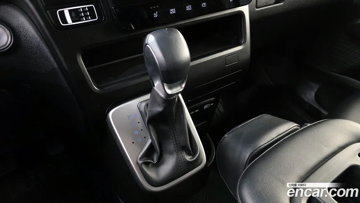 Hyundai Staria 2023 из KR, фото 8