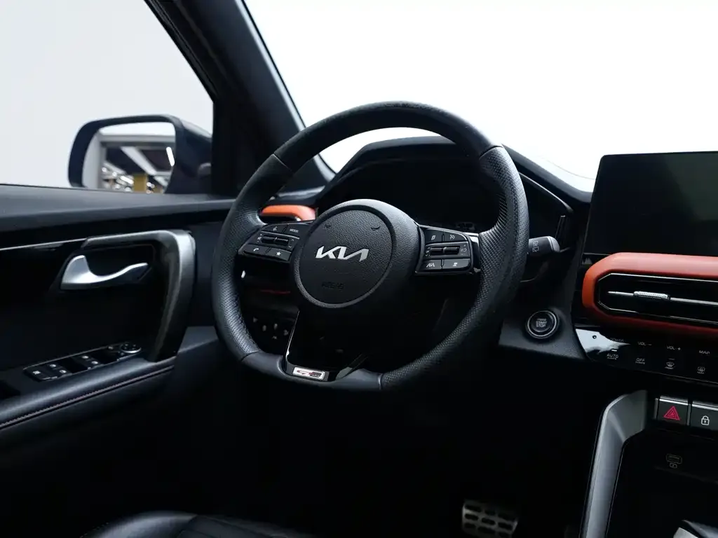 Kia Sportage — фото 10